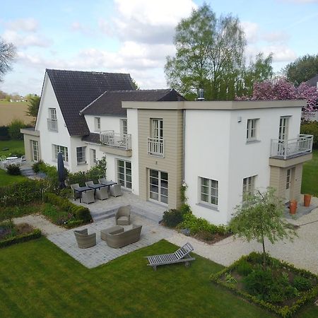 Le Chataignier Hotell Wezembeek-Oppem Exteriör bild