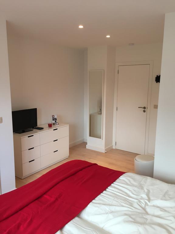 Le Chataignier Hotell Wezembeek-Oppem Exteriör bild