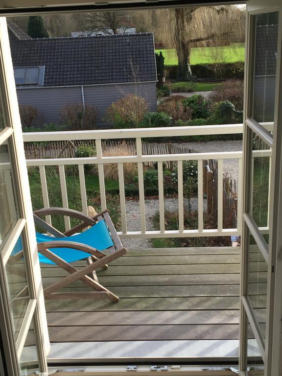 Le Chataignier Hotell Wezembeek-Oppem Exteriör bild